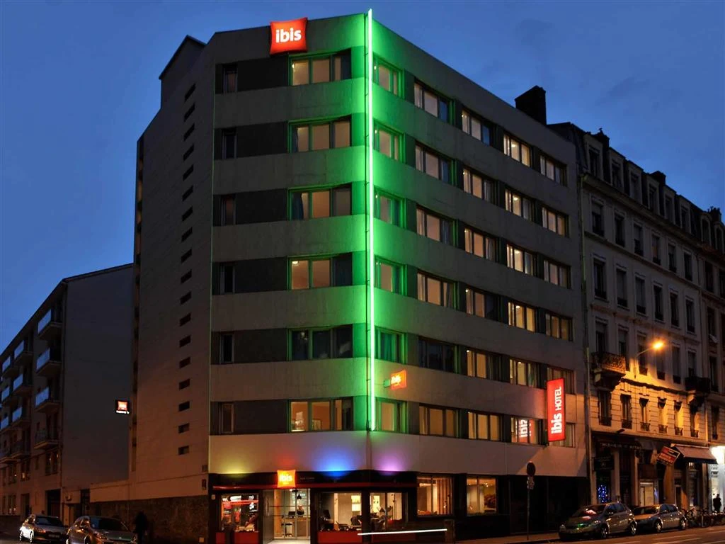 Ibis Hotel Lyon- Aussenansicht